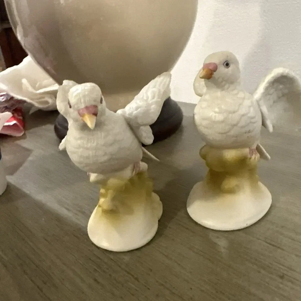 Vintage Lefton China Pair White Doves Figurines 01812 Hand Painted‎